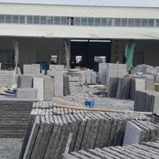 青石仿古石凳加工現(xiàn)場(chǎng) 傳統(tǒng)技藝與自然之美的完美融合